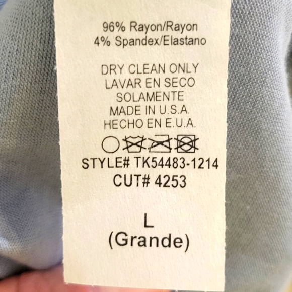 eesome NWT Dolman Sleeve Top Large - Picture 5 of 8